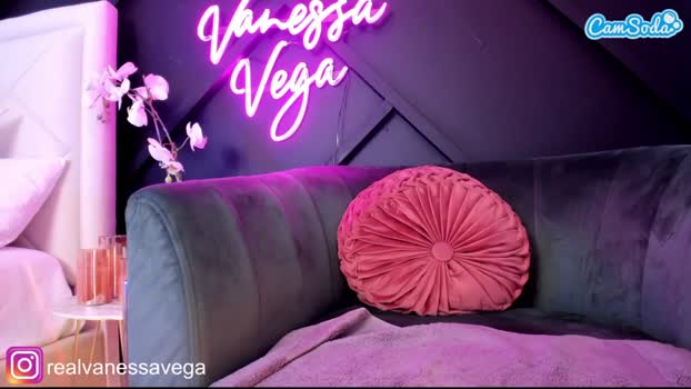 vanessavega 02-06-2023 bj-dildo CamSoda