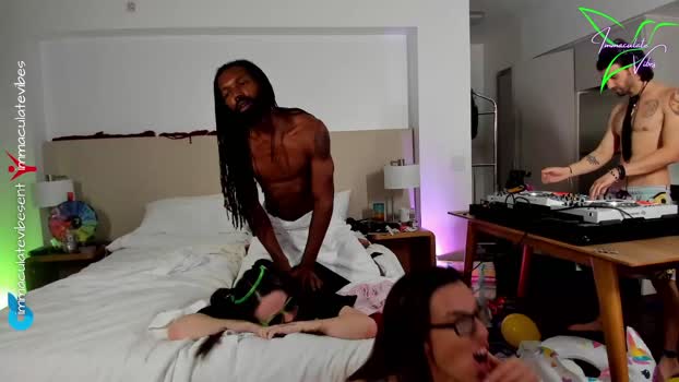 immaculatevibes 04-06-2023 tits 