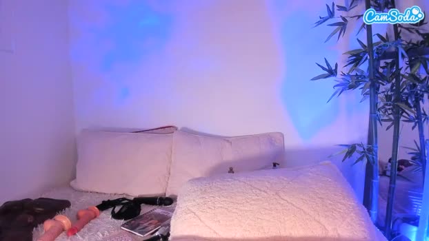 liliimoon 04-06-2023 hot CamSoda