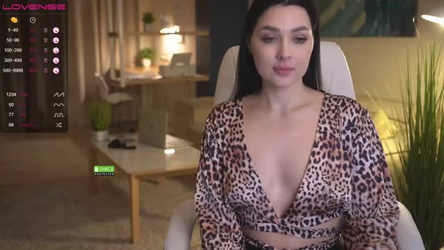 office_online 04-06-2023 Topless 