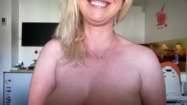 kiradivine 12-06-2023 wank 