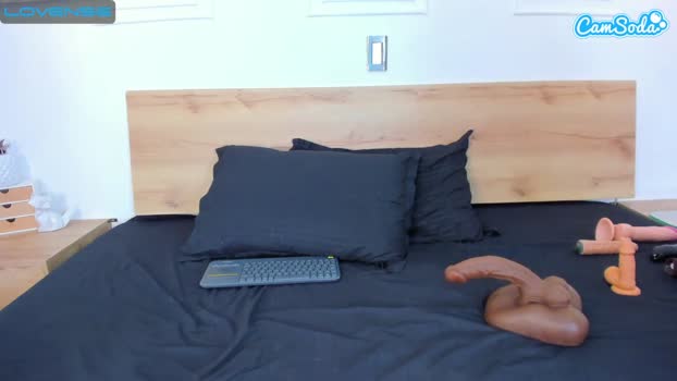kaity-layne 14-06-2023 suckcock CamSoda