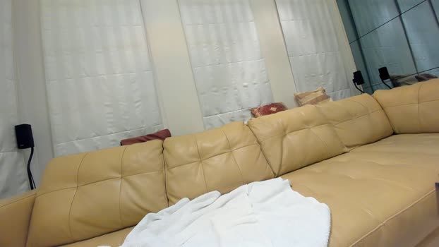 ehotlovea 25-06-2023 oral 