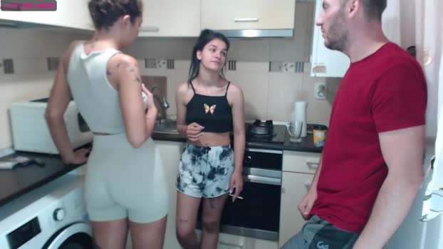 maya_and_guests 25-06-2023 boobs 