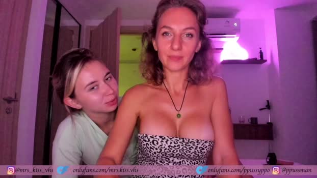 mrs_kiss_vhs 03-07-2023 cute 