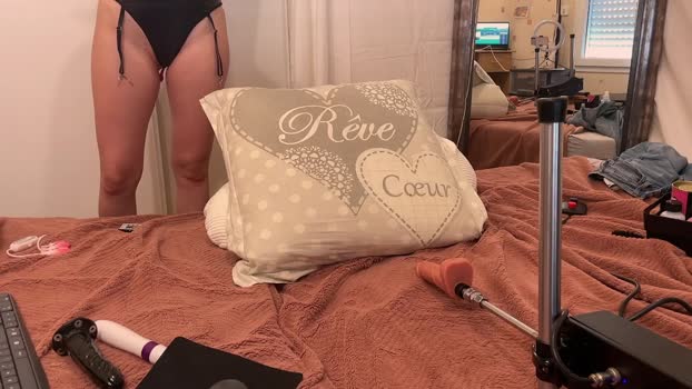 lucie_mehott 06-07-2023 sexygirl 