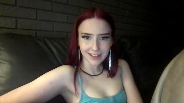 petite_scarlettt 07-07-2023 spanking 