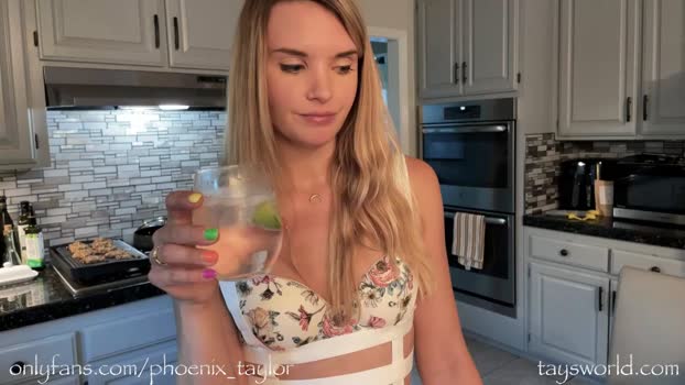 phoenix_taylor 22-07-2023 bigboobs 