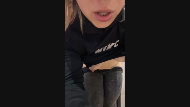 S4703 25-07-2023 fingering 