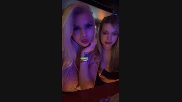 bratz222 30-07-2023 lick 