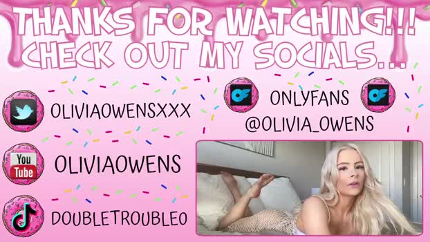 oliviaowens 02-08-2023 kissing 