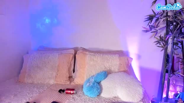 liliimoon 05-08-2023 lickpussy CamSoda