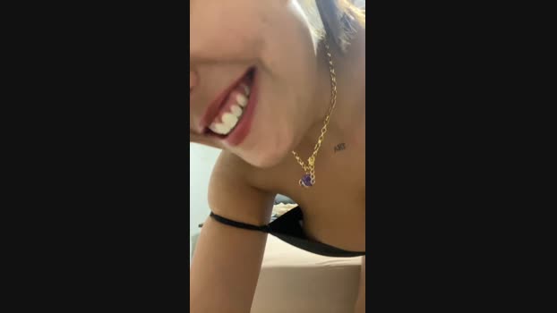 brunatavares7 17-08-2023 Topless 