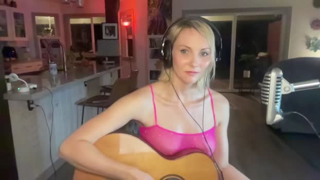 kaileeshy 18-08-2023 hot 
