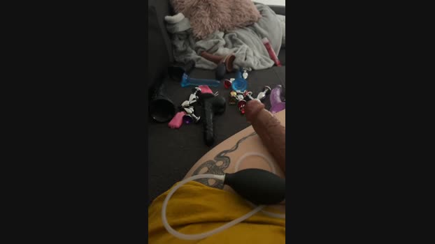 queenlo_xxx 27-08-2023 sucktits 