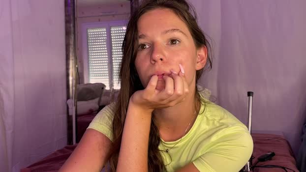 lucie_mehott 28-08-2023 show 