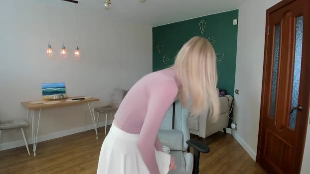 oh_honey_ 10-09-2023 boobs 