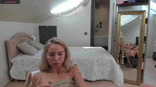ari_1_1 13-09-2023 boobs 