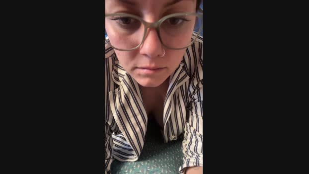 Hot_secretary 26-09-2023 natural 