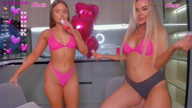 wildsexalexandalexis 29-09-2023 boobs 