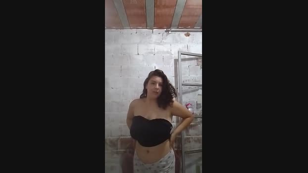 Jadhe57 10-10-2023 Topless 