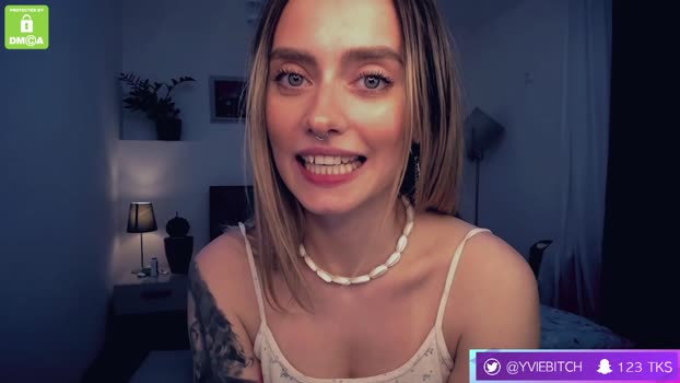 _yvie_ 13-10-2023 yummy 
