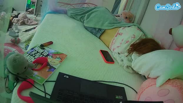 voyeurcam-sexy-little-ana-01 14-10-2023 big CamSoda