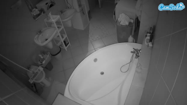 voyeurcam-julmodels-bath-1st-1 15-10-2023 dirty CamSoda