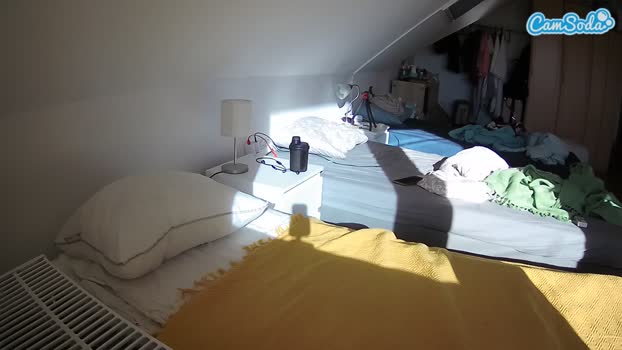 voyeurcam-julmodels-bed-4 16-10-2023 suck CamSoda