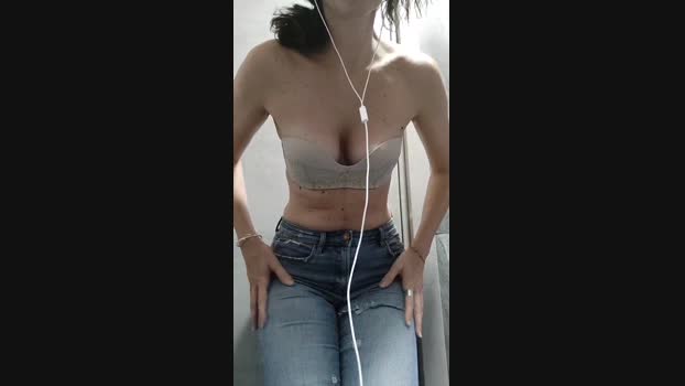 luceFyi 25-10-2023 skinny 