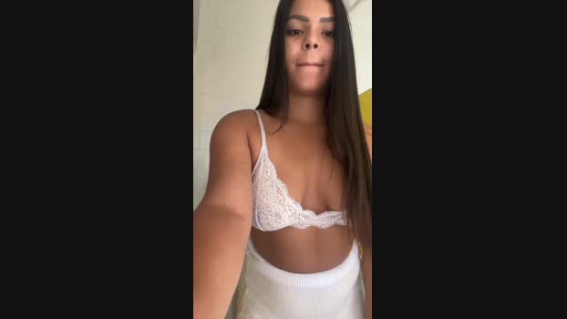 Bruninha1_ 31-10-2023 hot 