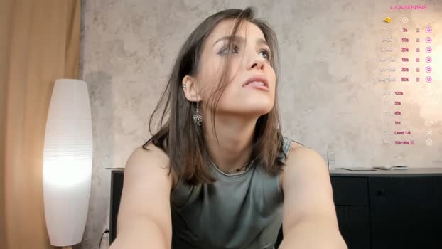 emiliacourtney 01-11-2023 kiss 