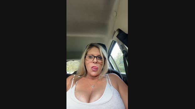 sandygirl67 09-11-2023 naked 