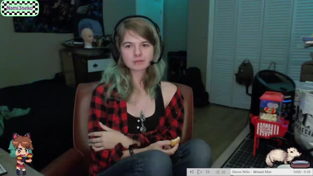 nami3neko 12-11-2023 lickpussy 