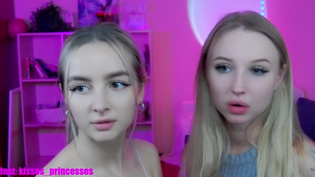 cute_perverts 16-11-2023 sucktits 