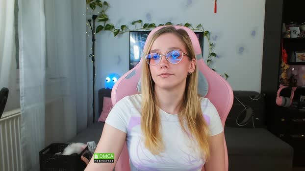 LunaNicole 27-11-2023 striptease 