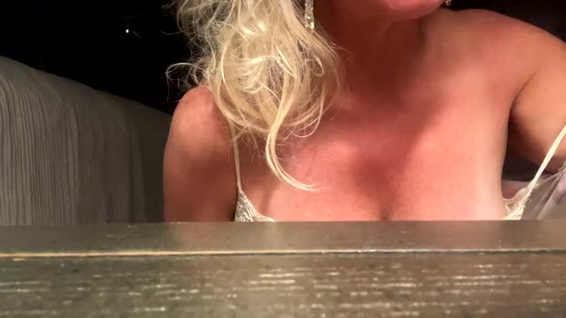 hotmom2222 30-11-2023 big