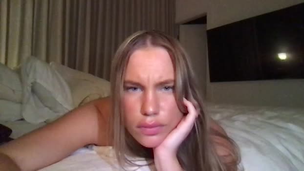 alexishemsworth 14-12-2023 striptease