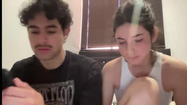 hotcouple_29 20-12-2023 kissing