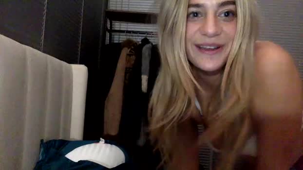 naomiwinter 04-01-2024 sucktits