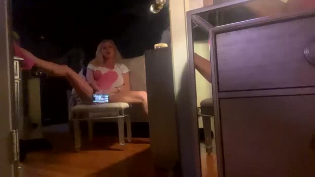 hotmom2222 08-02-2024 fuckass