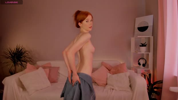 leahsthetics 20-02-2024 spank