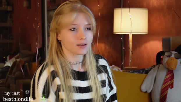 bestblondiiecb 21-02-2024 Cam