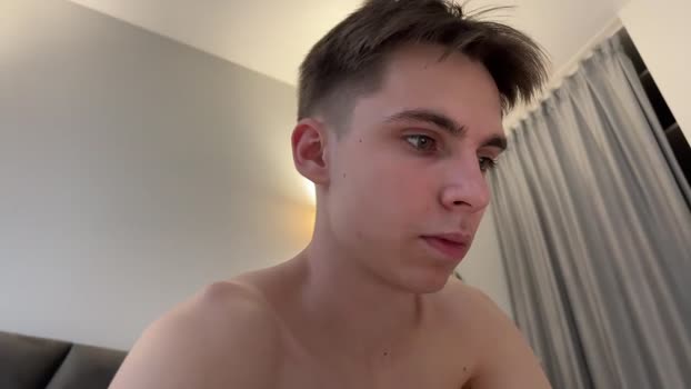 luis7777hui 26-02-2024 Topless