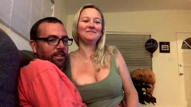 meandmywife0215 Couples Chaturbate 12-03-2024