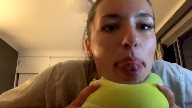 milliebailey Females Chaturbate 19-03-2024