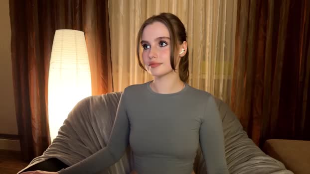 cute_siberian_girl Females Chaturbate 20-03-2024