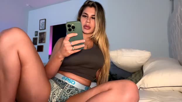 nicoleraven Females Chaturbate 20-03-2024