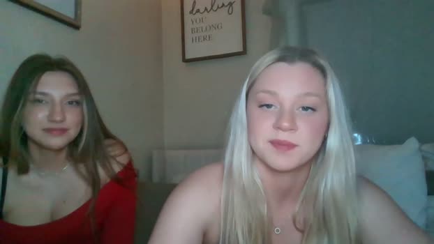 2prettylittlething2 Couples Chaturbate 21-03-2024