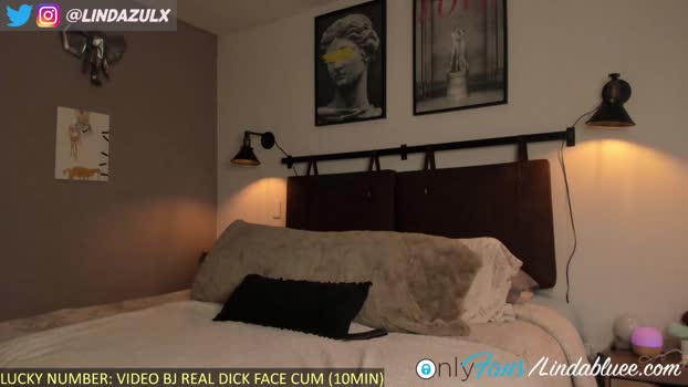 lindabluee Females Chaturbate 22-03-2024
